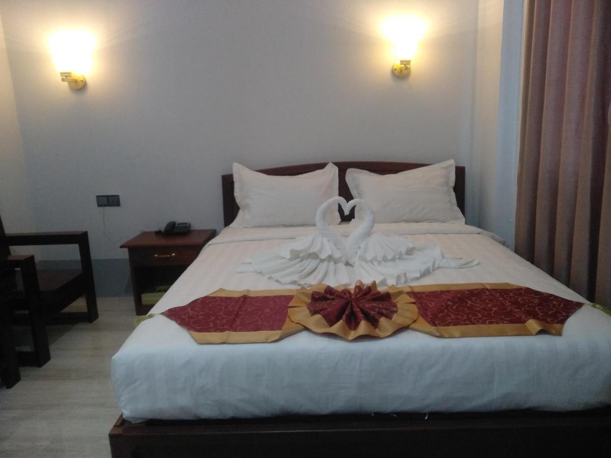 Mandalar May One Hotel Mandalay Esterno foto