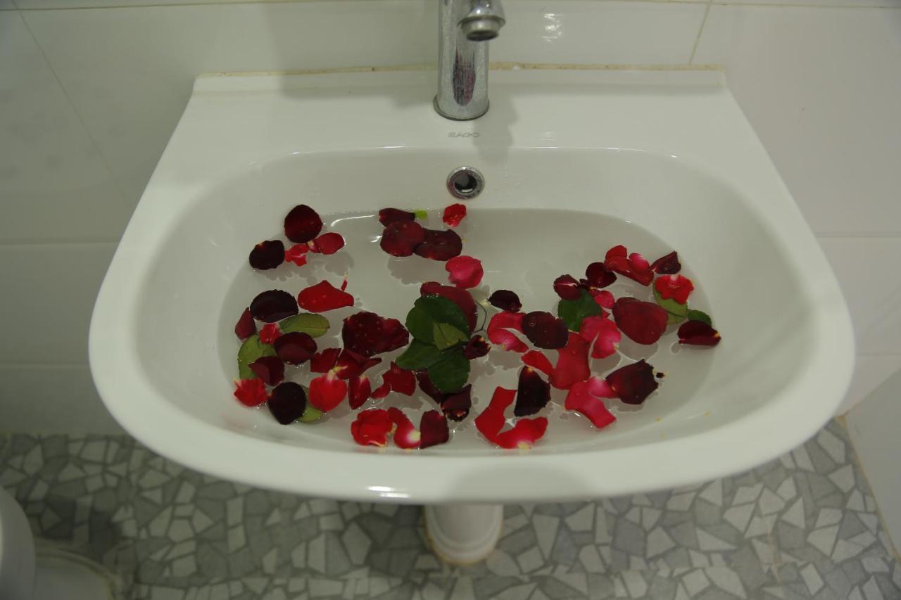 Mandalar May One Hotel Mandalay Esterno foto