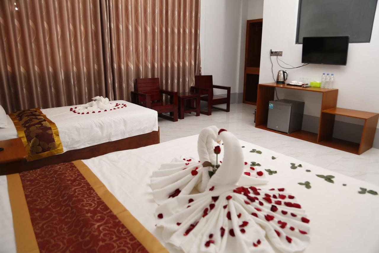 Mandalar May One Hotel Mandalay Esterno foto